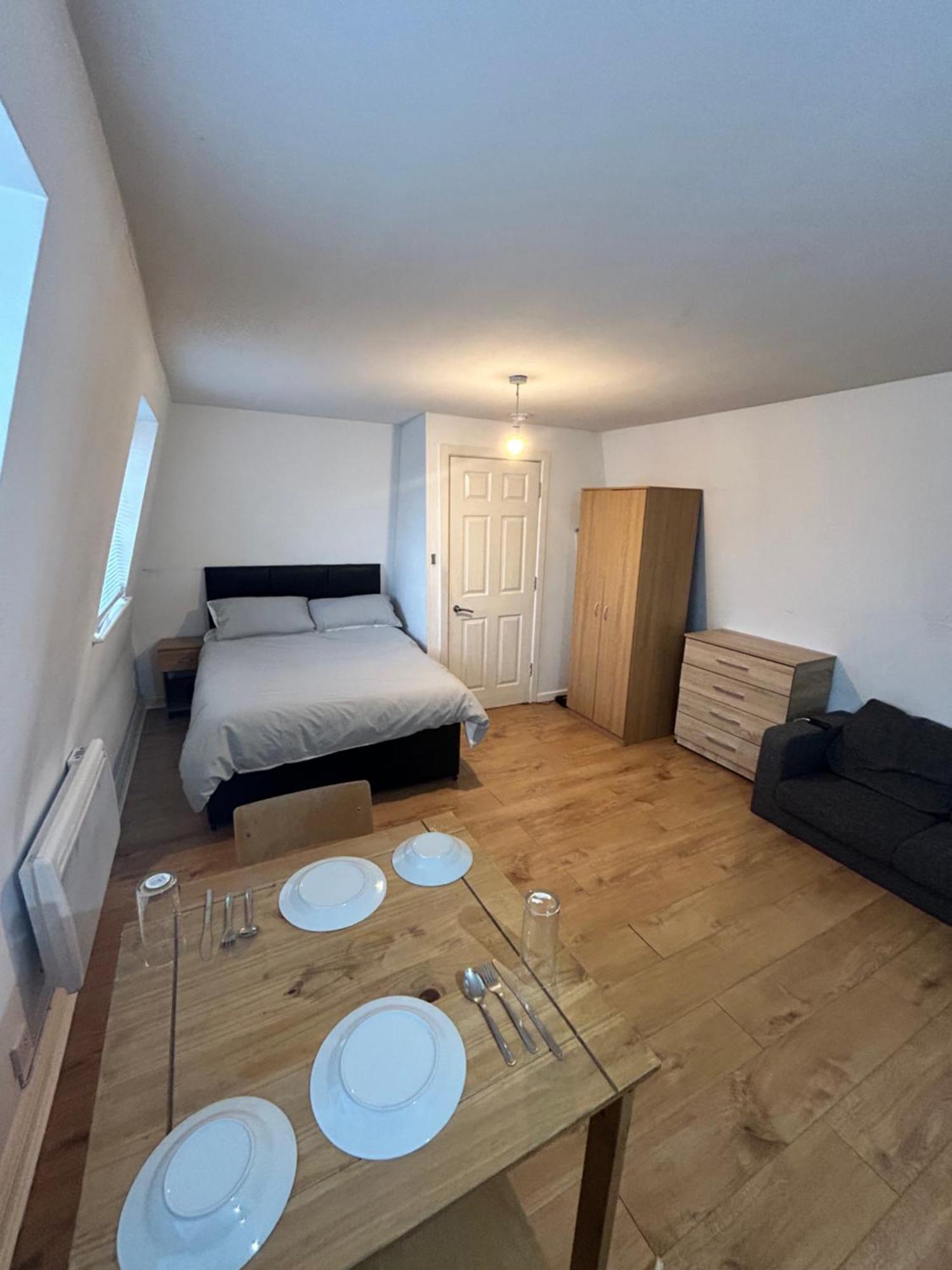 Leicester Studio At City Centre With Free Parking Ngoại thất bức ảnh